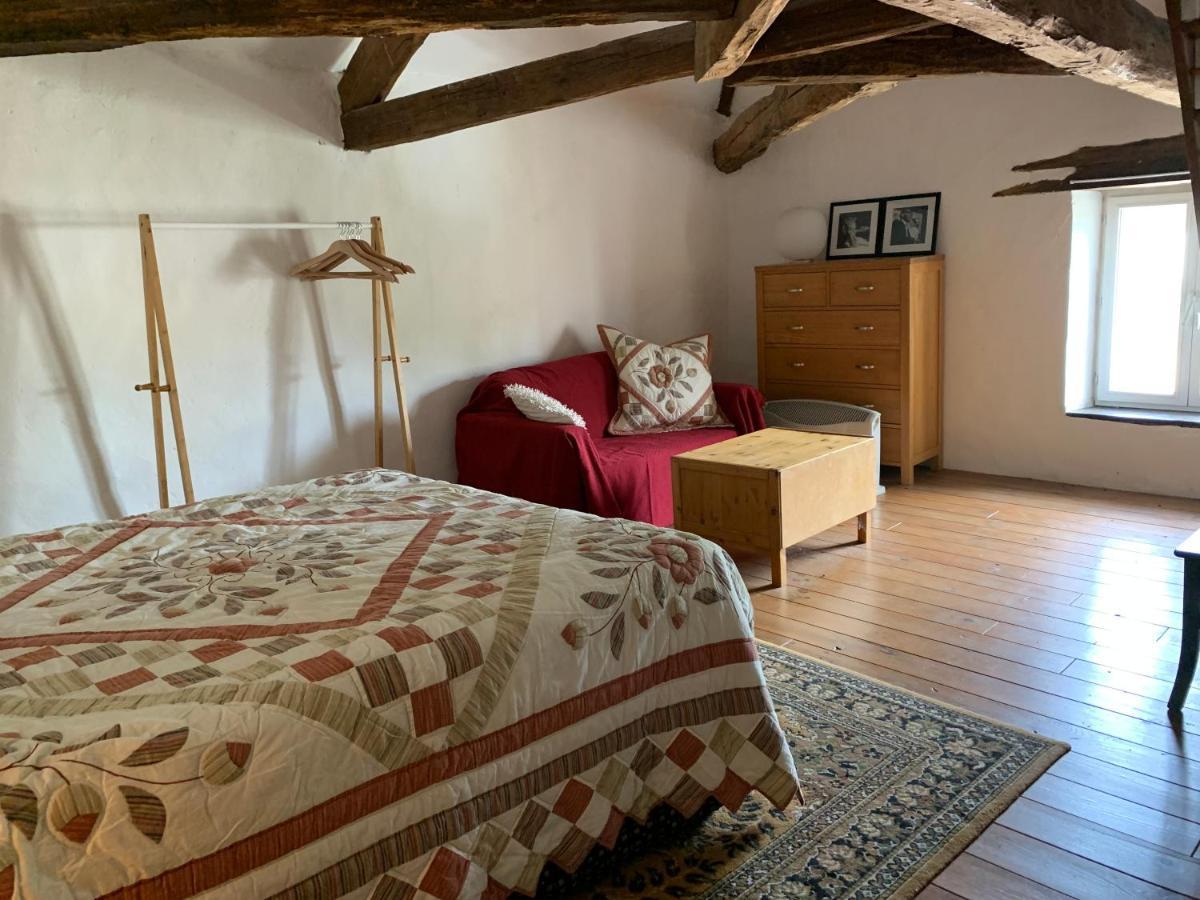 Chambre Sdb Privee Townhouse 26 Chambres D'Hotes Civray Civray  Εξωτερικό φωτογραφία